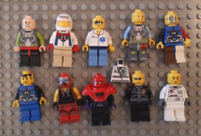 LEGO MINIFIGURES 10 omini assortiti - Varie serie e periodi. K01