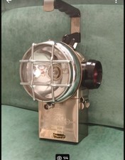 Vecchia lampada a mano DB