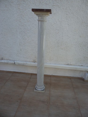Colonna marmo bianco - in,