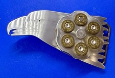 Testa d'aquila con cilindro