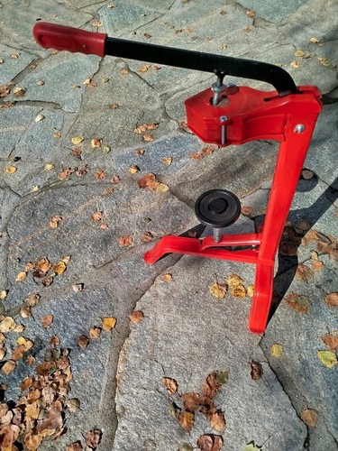 Tappatrice per tappi - per,