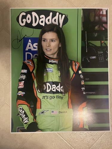 Danica patrick firmato - danica,