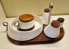 SET  TAVOLA  CERAMICA BIANCA  E LEGNO DESIGN ARTEK STILE ART DECO' ANNI 60/70