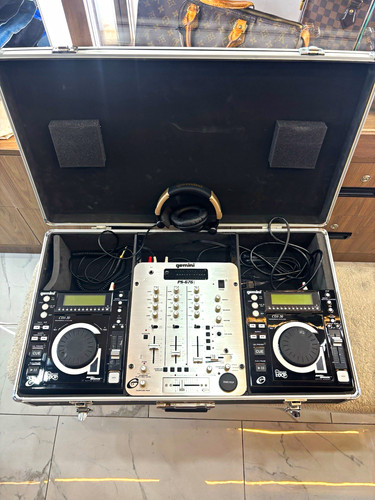 Gemini 676i mixer dj - gemini,