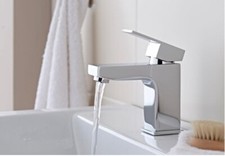 Rubinetto miscelatore mono lavabo Kartell Element con click waste TAP060EMJ