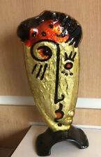 Rottura in vetro dell'artista