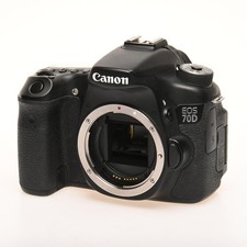 Canon EOS 70D circa 19.000