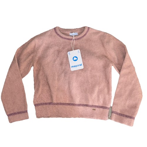 Maglione morbido rosa sfocato