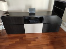 mobile sala Ikea colore nero e tortora con cassetti scorrevoli ed ante