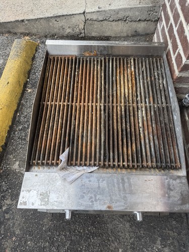 Feet natural gas chargrill - feet,
