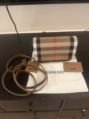 Burberry london bag - burberry,