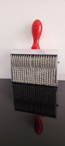 Timbro gigante alfabetico - gigante,