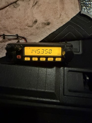Yaesu 1802 48 - yaesu, w/mh-48.