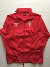 FC BARI. Giacca a vento sfoderata. No Maglia Bari. UMBRO.