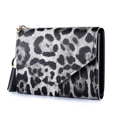 Portafoglio donna nappa tre