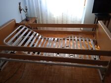 Letto da degenza elettrico a 3 snodi elevabile con tre ndelenburg Le1-F & Le1-L