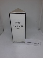 Chanel n. 19 Eau de  Toilette