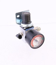   VR100-01+ MANOMETRO WIKA *la