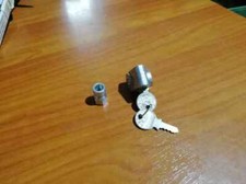 ANTIFURTO CON SERRATURA RUOTA