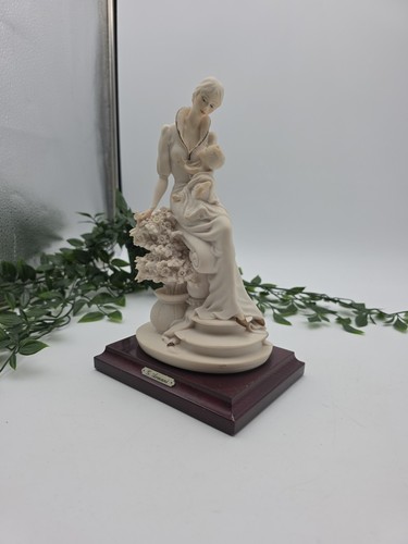 Statua premaman vintage