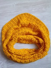 Collo A Forma Di Tortellino