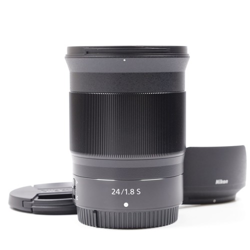 Nikon nikkor 8 s - z, f/1.8