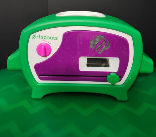 Forno girl scout - girl, bake