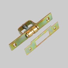 ARRESTO PER PORTA 'VA E VIENI'