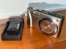 Fotocamera digitale compatta
