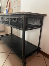 mobile stile industriale vintage