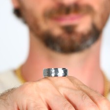 Anello da uomo 8 mm in