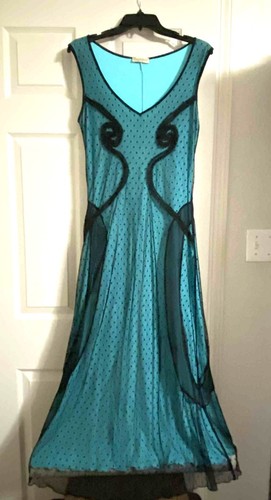 Maxi abito smanicato - , pizzo