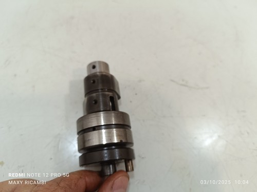 Asse camme per piaggio x9 - camme,