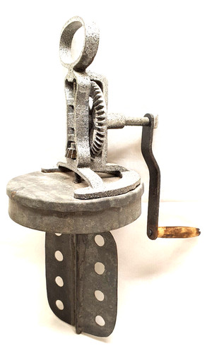 Antica zangola burro - a,