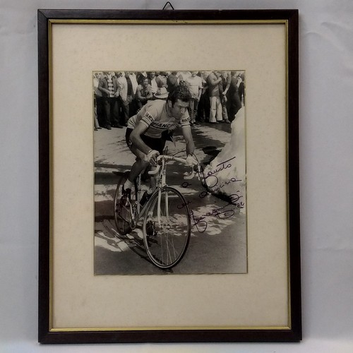 Foto del ciclista felice - del,