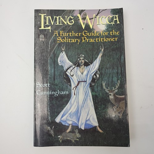 Living wicca further guide - living,