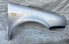 PARAFANGO ANTERIORE DESTRO DX PER VOLKSWAGEN Golf 4 Berlina (97>03)