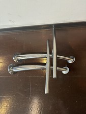 Poggiapiedi Con Fissaggio A Muro Per Scrivania O Sedia Parrucchiera