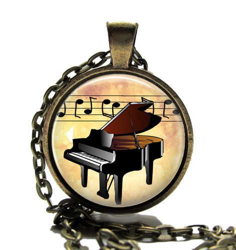 Collana con ciondolo