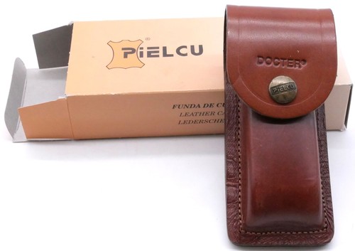 Docter custodia pelle - ,