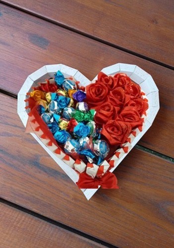 Cuore legno fatto - di, mano