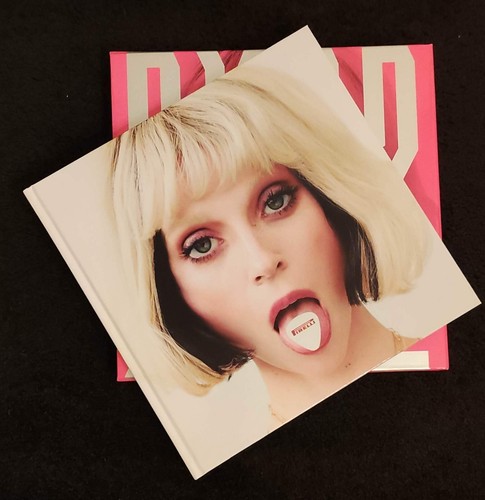 Pirelli calendar 2022 - calendar,