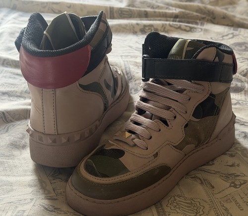 Valentino garavani rockstud - garavani,