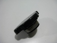 Tappo riempimento refrigerante