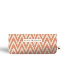Astuccio portamatite, Ikat