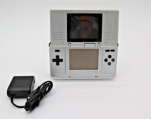 Nintendo ntr 001 silver - ds, ntr-001