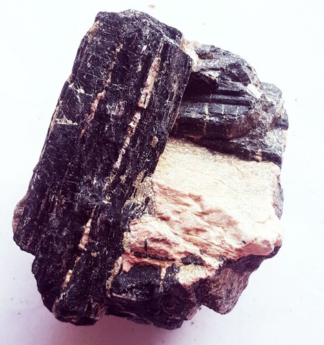 Nera naturale tormalina grezzo - naturale,