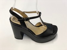 SANDALO NERO CON PLATEAU N°38