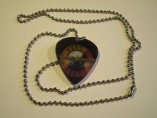 GC- CIONDOLO / COLLANA a forma di PLETTRO - GUNS'N ROSES