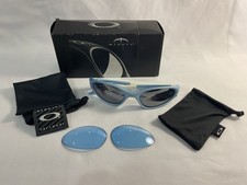 Occhiali da sole Oakley Minute Powder Blue - nero/blu iridio - quasi come nuovi leggere descrizione